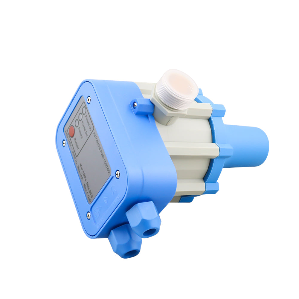 Water pump motor housing with cooling vents