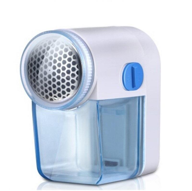 Electric lint remover with removed lint collected inside