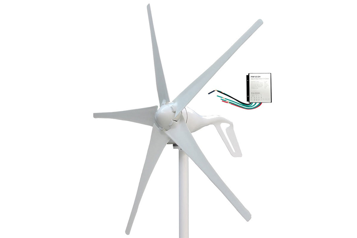 Detail of blade attachment on wind turbine 400W 24V generator