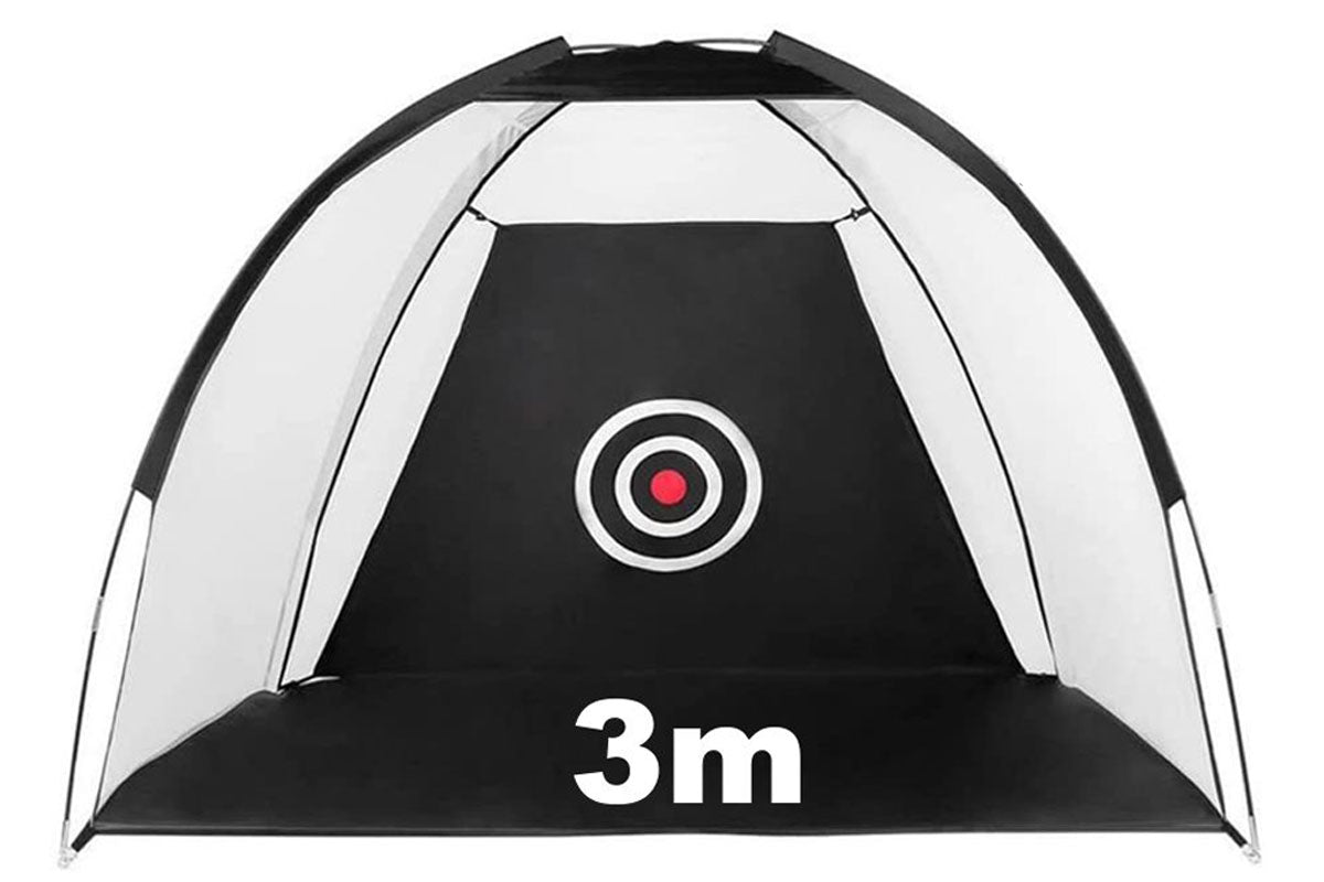 Lightweight golf practice net 3M being carried by hand