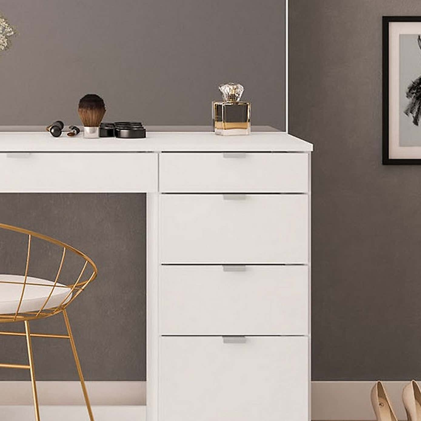 White dressing table placed in bedroom setting NZ style