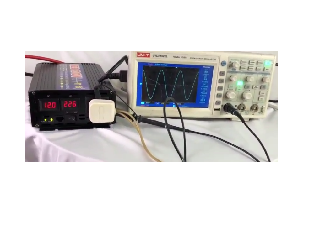 Top view of pure sine wave inverter 1000W 12V showing control panel