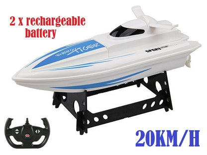 RC Racing Boat