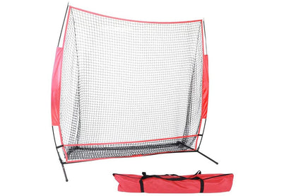 Outdoor golf practice net showing full 213 by 213 centimetres size