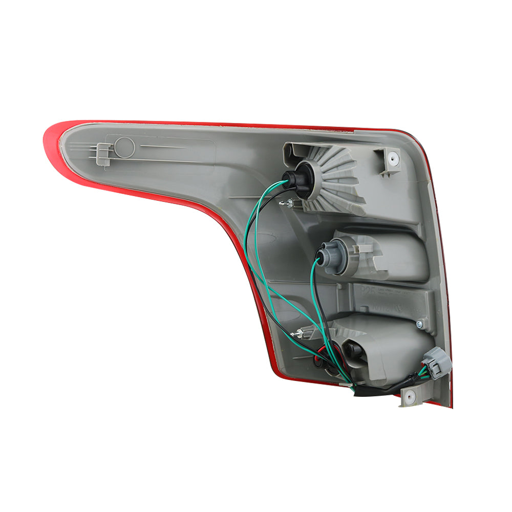 Durable plastic material of Mitsubishi L200 Triton right tail light