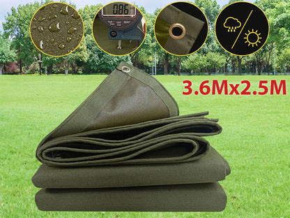 Heavy duty tarpaulin tarp with anti-rust buttonholes close up