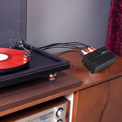 Phono preamp PP400 highlighting metal casing for interference resistance