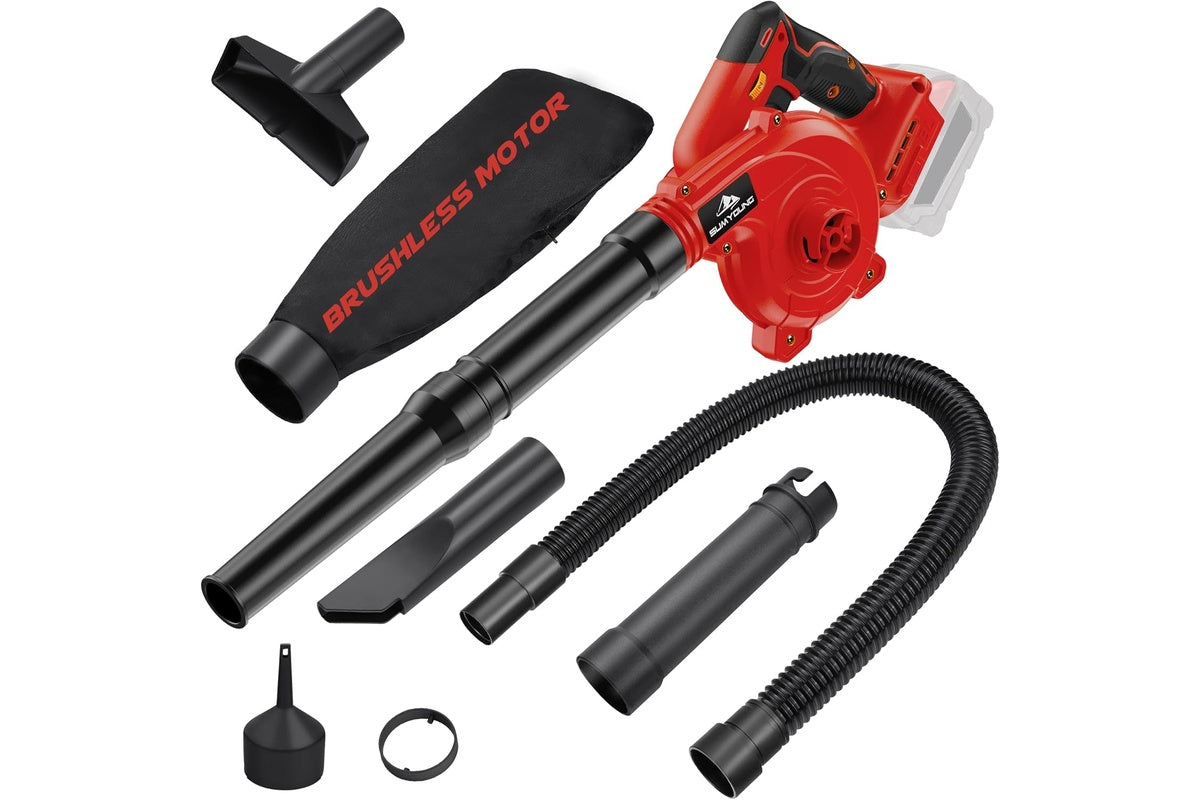 Side view of leaf blower for Milwaukee battery with extension tube