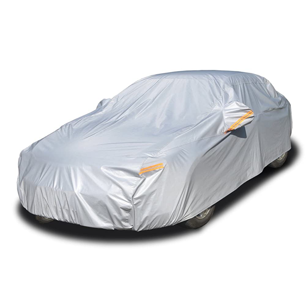 Car cover fitting tightly on large hatchback