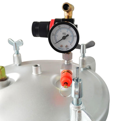 Detail of adjustable pressure control on 15L paint pressure tank