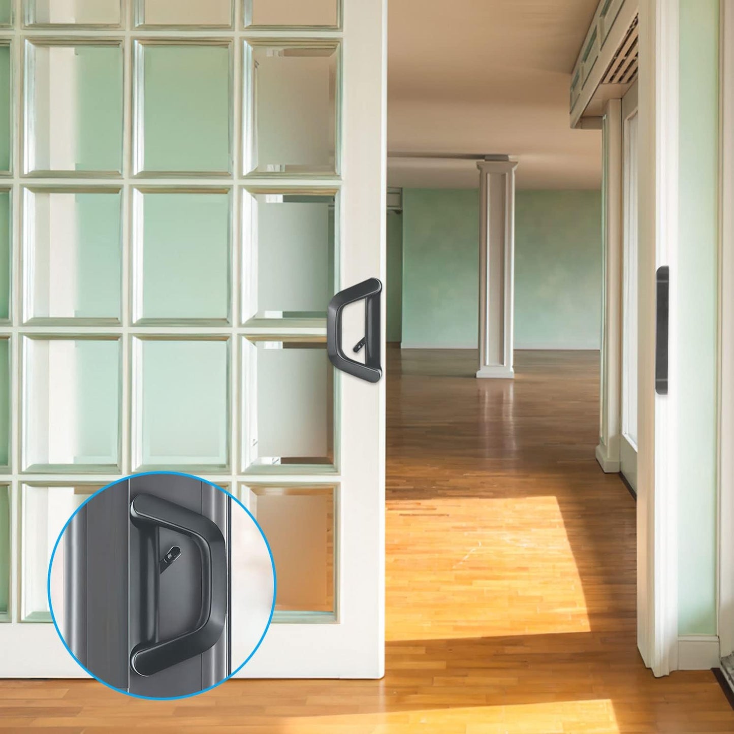 Reversible sliding door handle for left and right doors