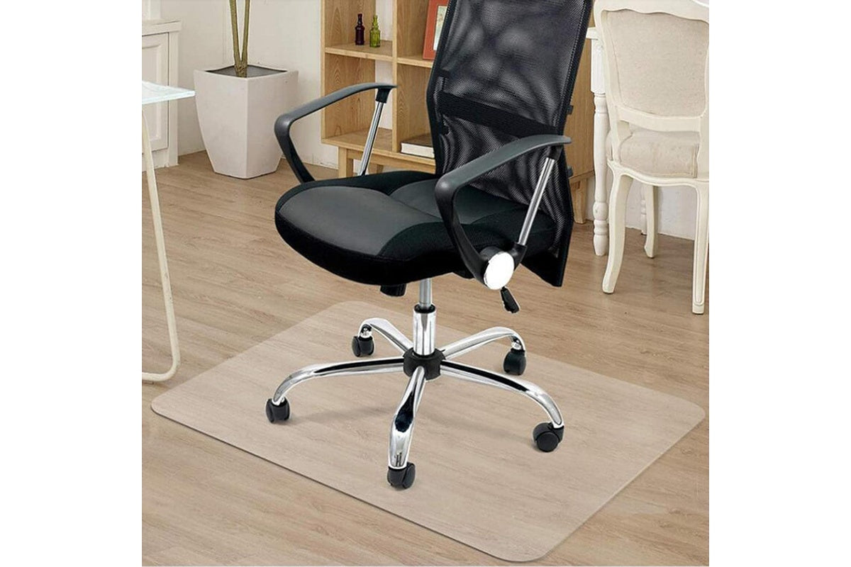 Close up of transparent chair mat edge with 2mm thickness detail