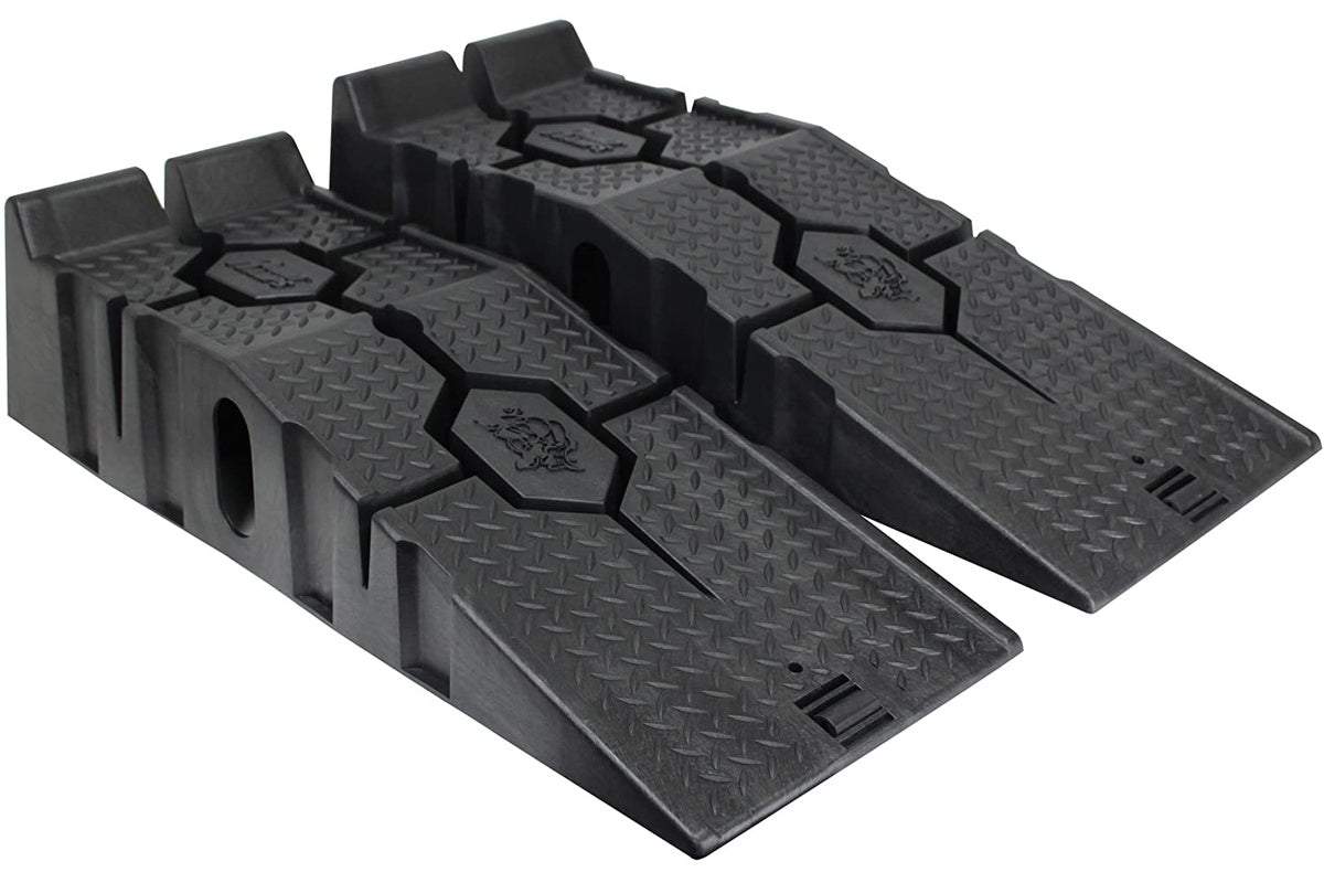 Side view of car ramps with 17 degree incline angle