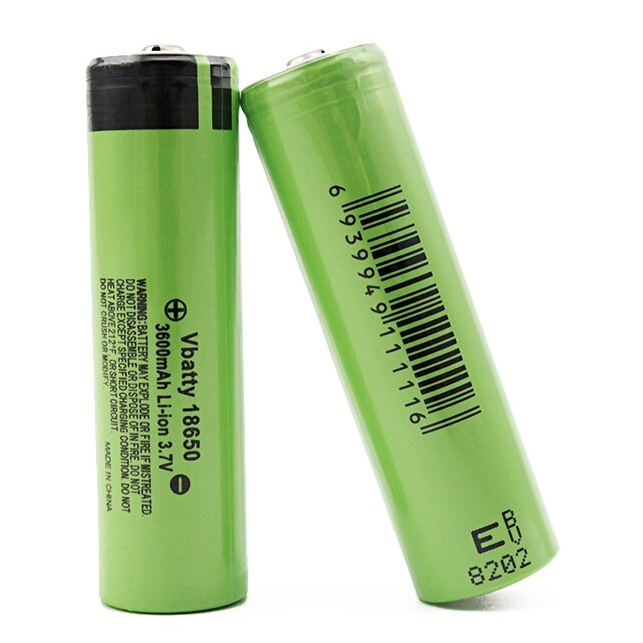 18650 battery next to a torch for size comparison