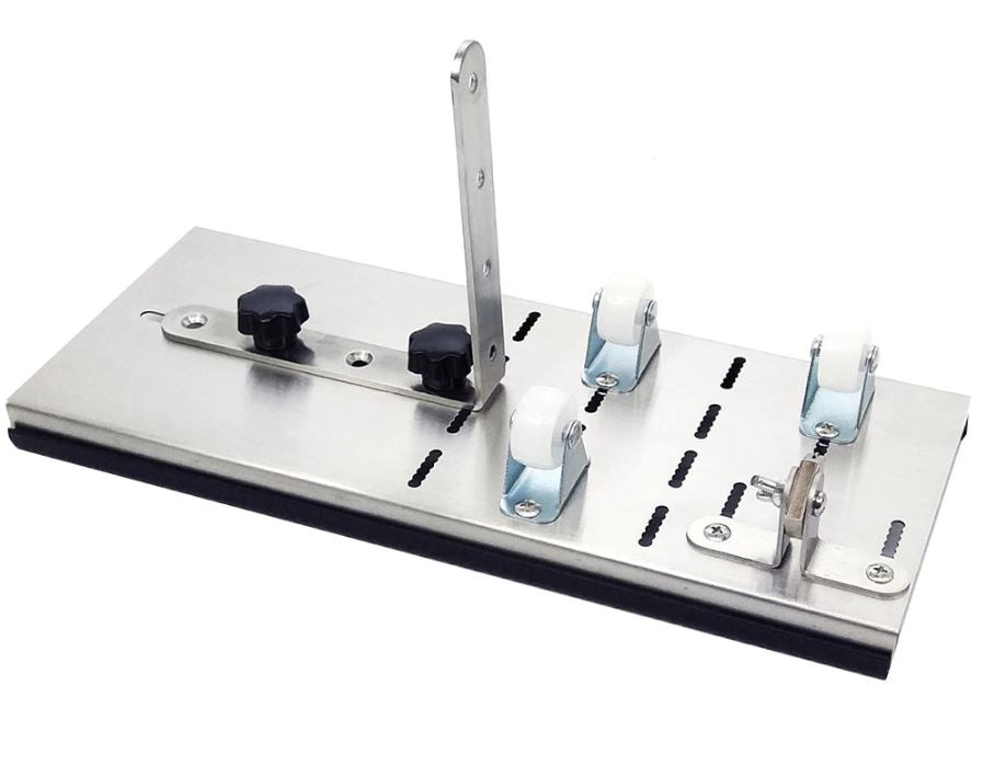 Glass bottle cutter kit including cutting tool and accessories