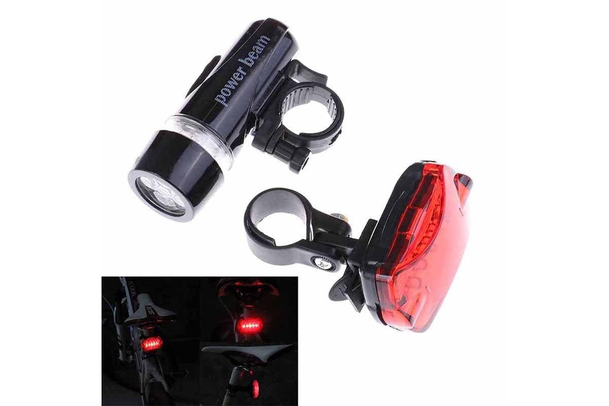 Rear bike light with red LED and laser distance lines