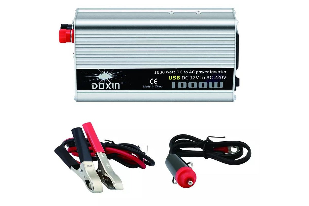 Side angle of car inverter 1000W with cooling fan vents