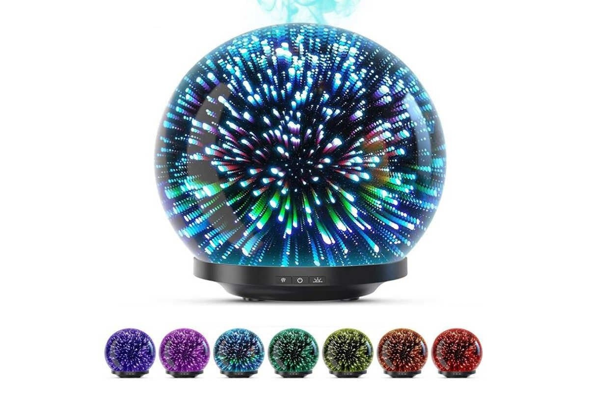 Side view of 3D glass humidifier with aroma diffuser feature