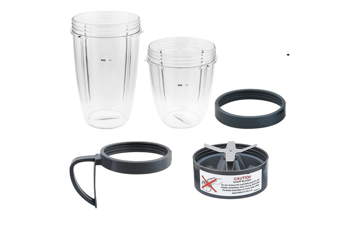 Small 18oz juicer cup with plastic handle attachment for easy grip