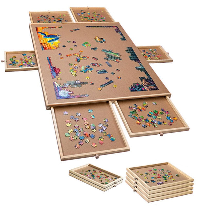 Puzzle board 1500 piece showing pine wood surface