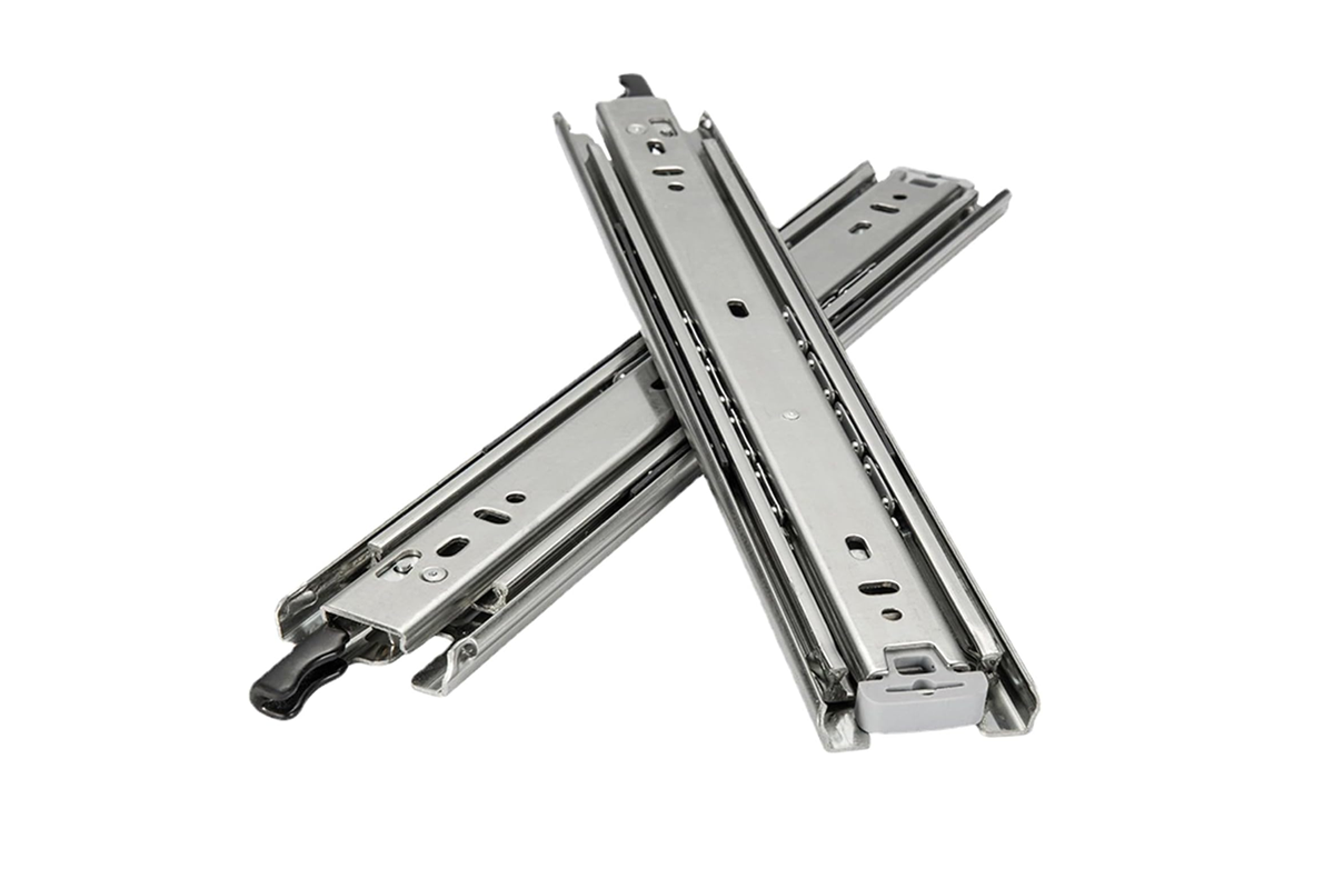 Close-up of locking mechanism on 550mm drawer slides runner