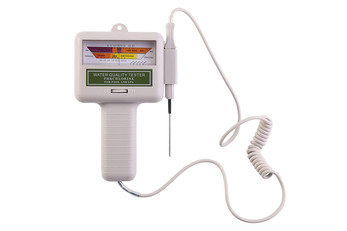 Portable chlorine tester pH meter with one-button operation
