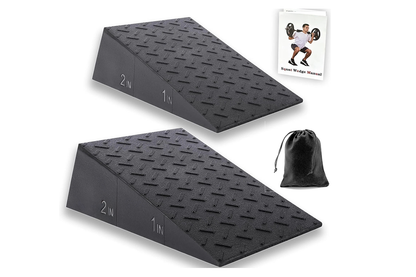 Top angle of black squat wedge heel ramp made from TPR material