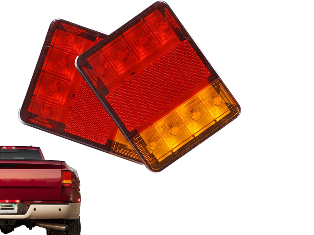 Bright LED illumination of trailer tail lights in low light