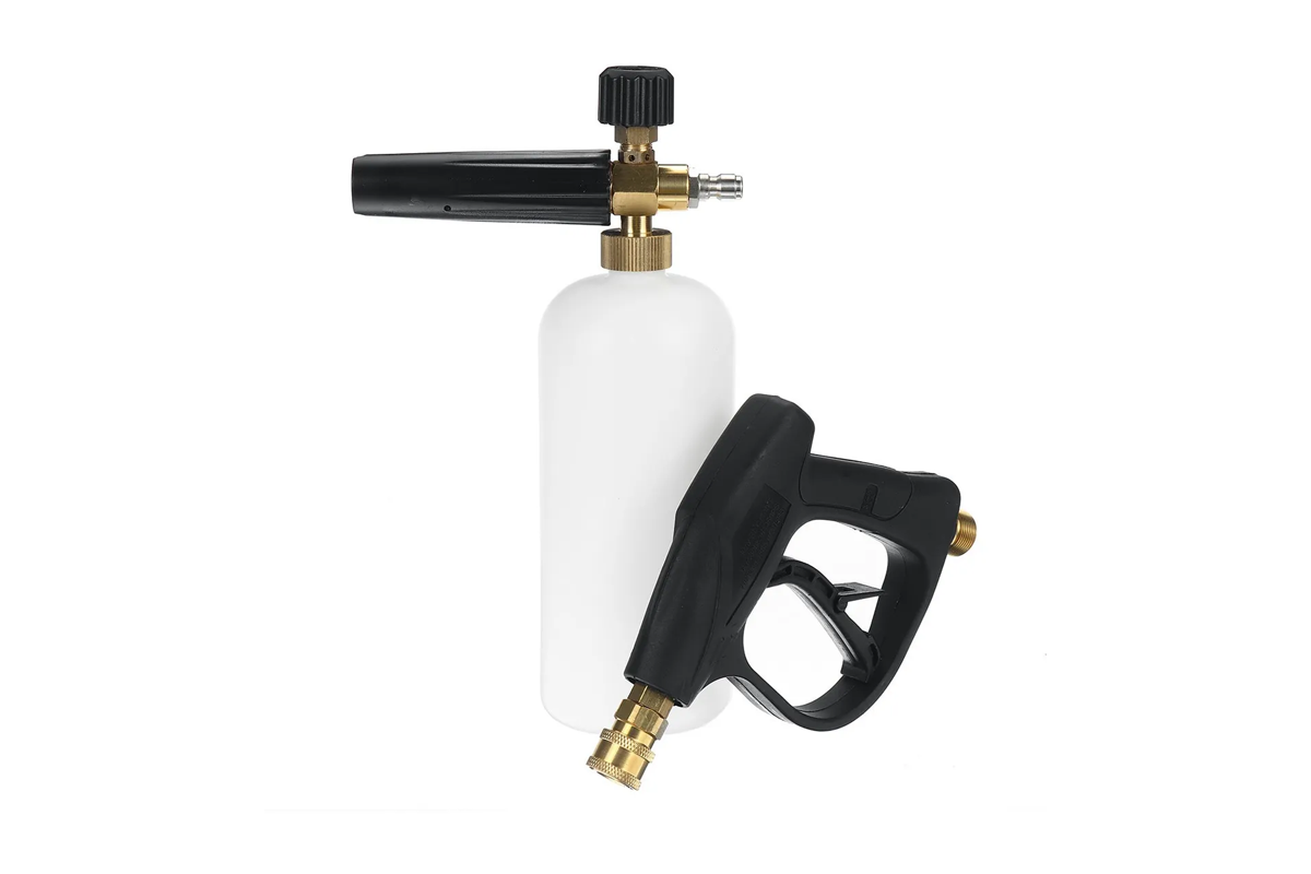 Close up of steel and copper head on Car Wash Foam Cannon Washer