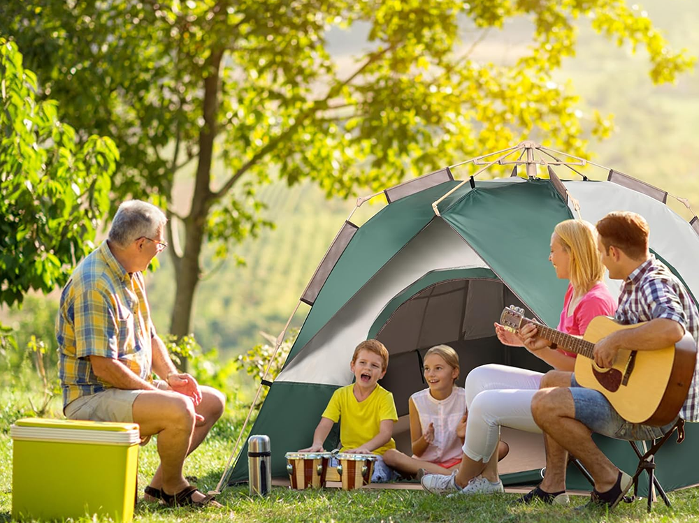 Camping tent 3-5 person with wind ropes and ground pegs attached