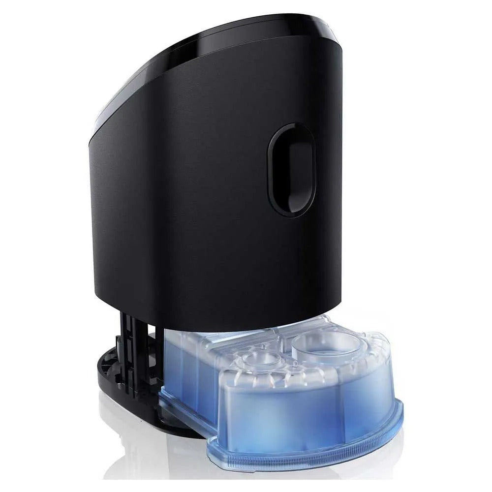 Braun Clean and Charge refill pack box with four cartridges inside
