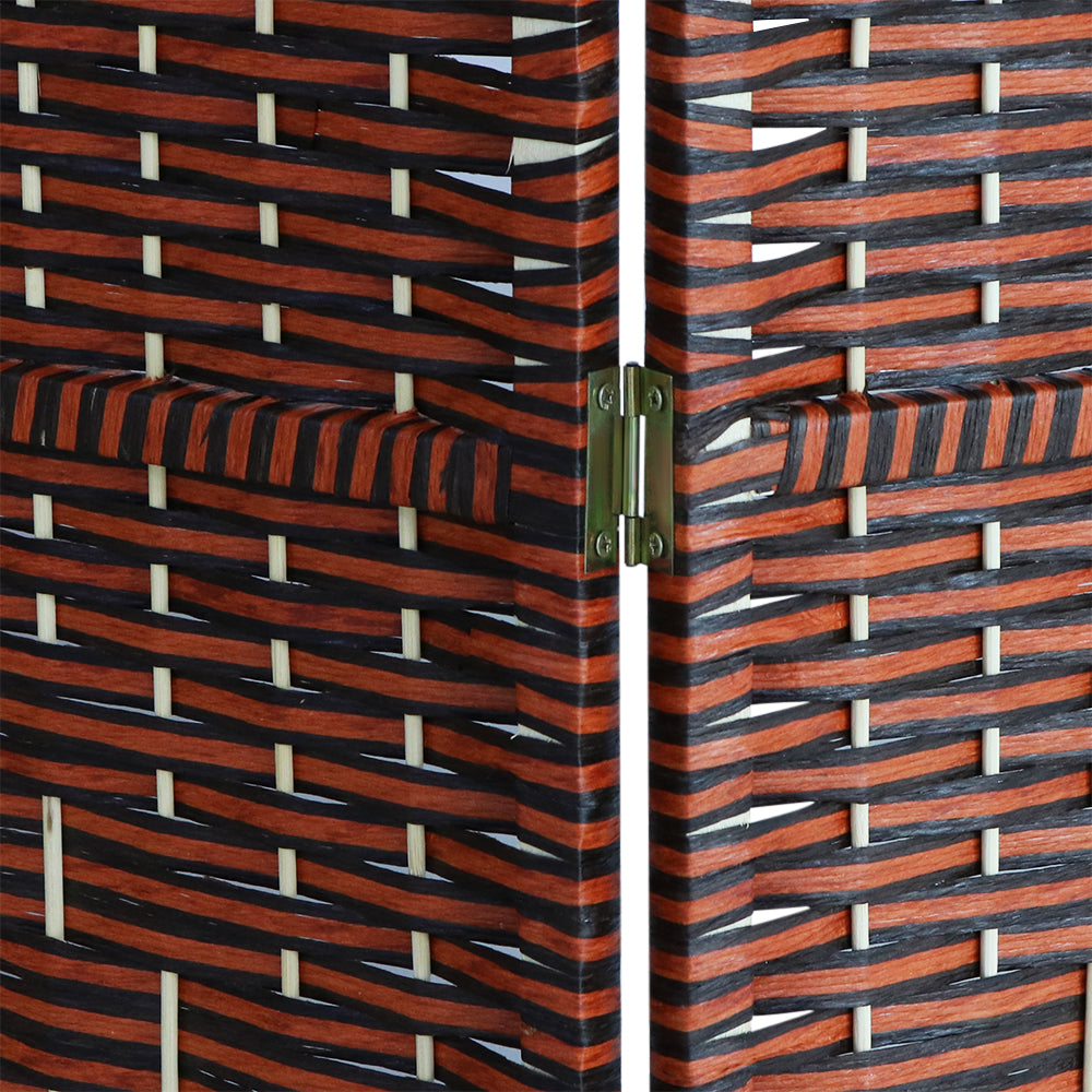 Room divider folding screen used to separate living area