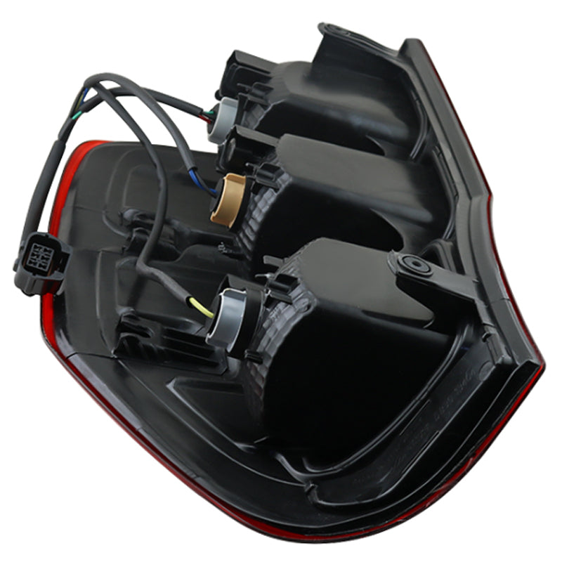 Ford Ranger tail light right side without bulbs but with wiring loom