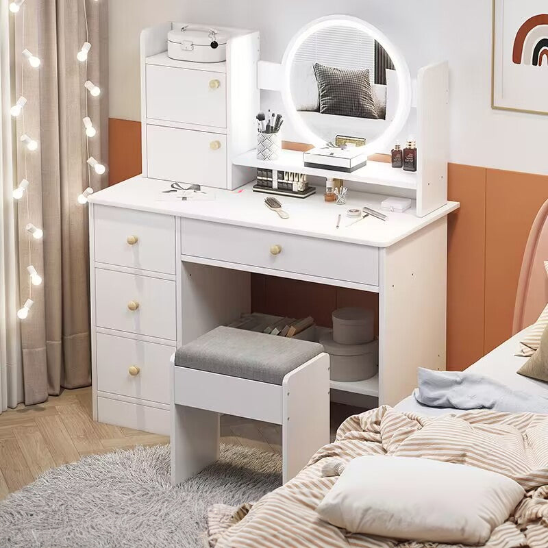 Dressing table with Mirror