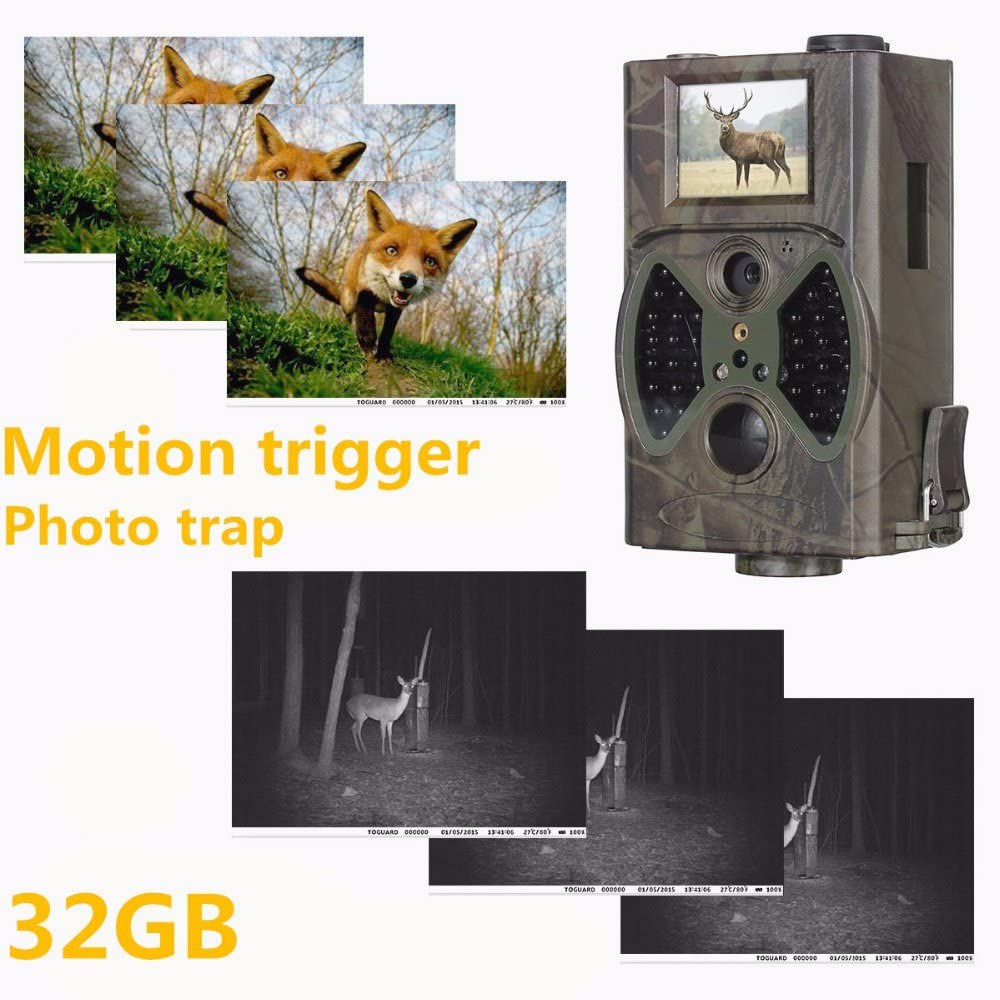 Hunting camera mounted on tree with bracket