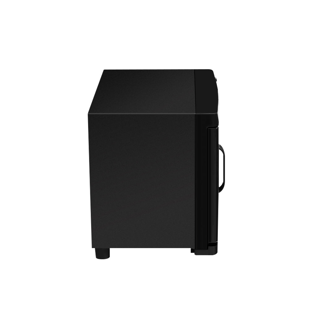 Removable drip tray inside towel warmer sterilizer