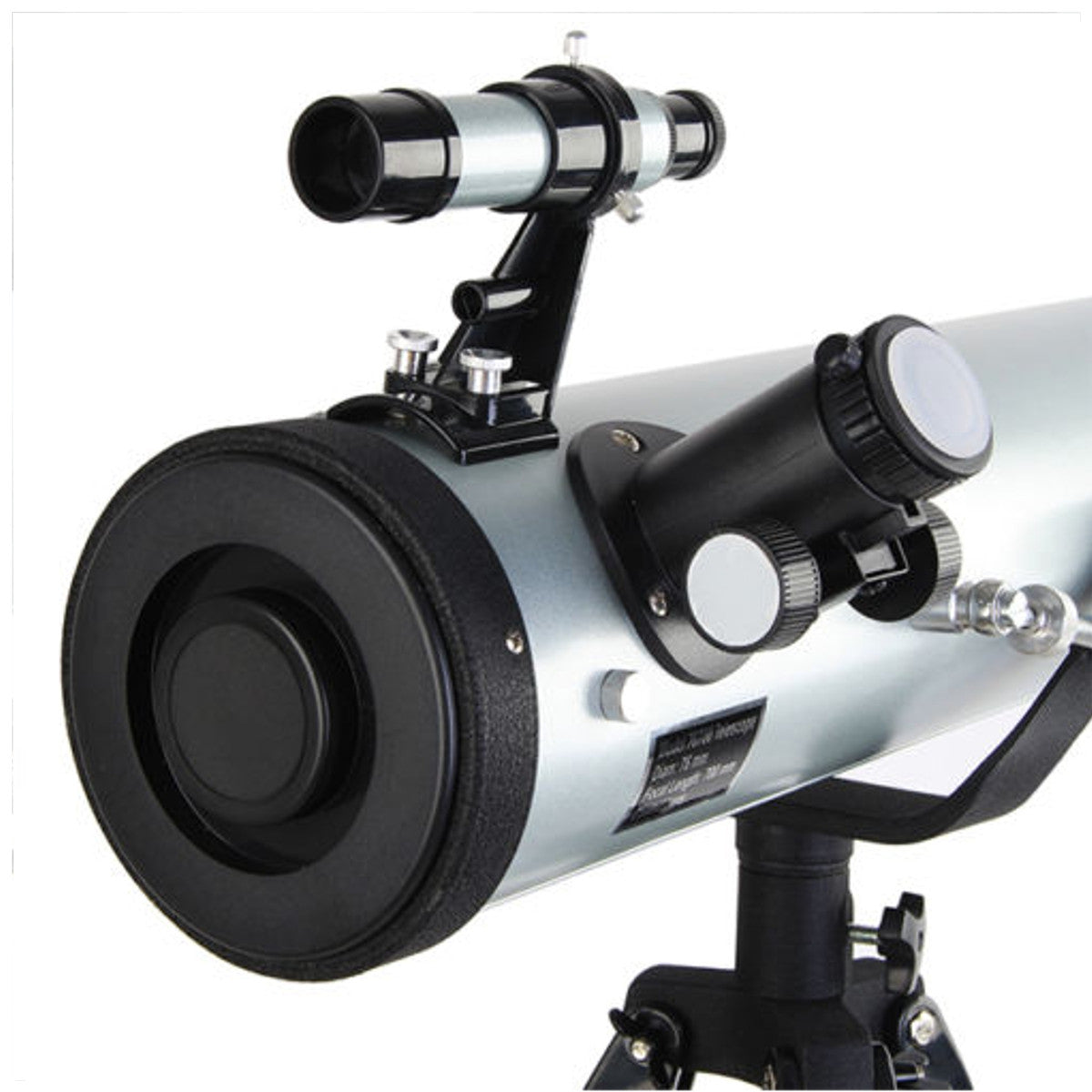 700mm reflector telescope showing zoom eyepiece adjustment