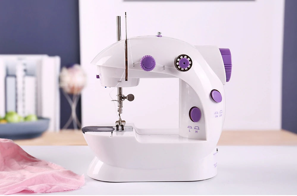 Mini sewing machine